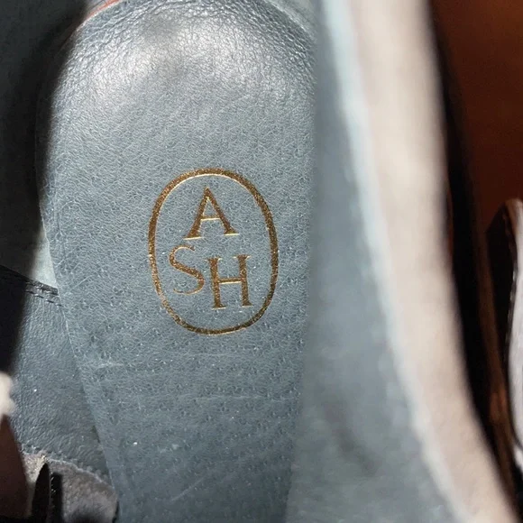 Ash Shoes | Ash Iona Grommet-Embellished Leather Ankle Boots - Picture 6 of 6